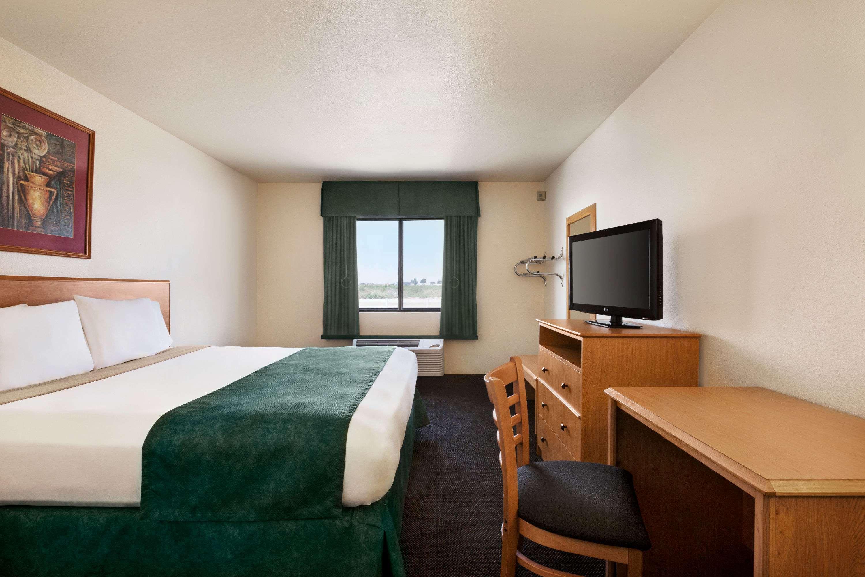 Travelodge By Wyndham Pecos Exteriör bild